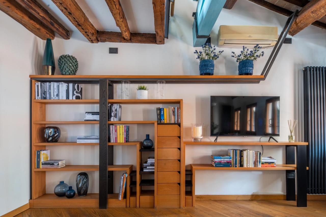 Grand Canal Design Apartment Venesia Bagian luar foto